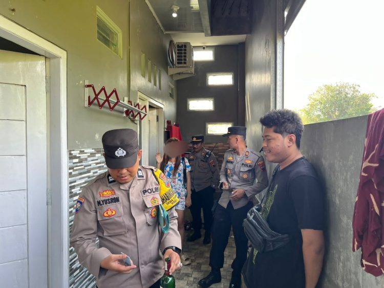 Berbuat Asusila, Kini Polisi Amankan Dua Pasangan