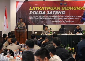 Mengedepankan Komunikasi! Kabidhumas Polda Jateng Selenggarakan Latkatpuan