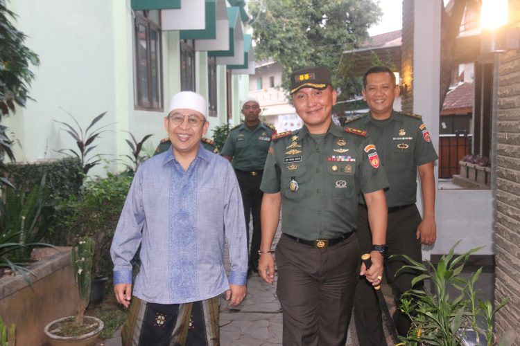 Gus Rozin Kehadiran Dandim 0718/Pati, Ada Apa?