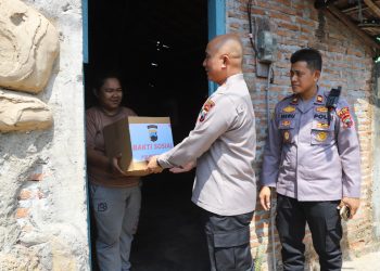 Bakti Sosial! Kombes Pol. Andhika Bayu Adhittama Peduli Warga Dhuafa