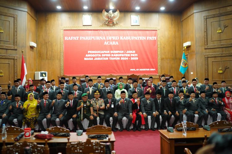 50 Anggota DPRD Terpilih Dilantik, Inilah Nama – Namanya