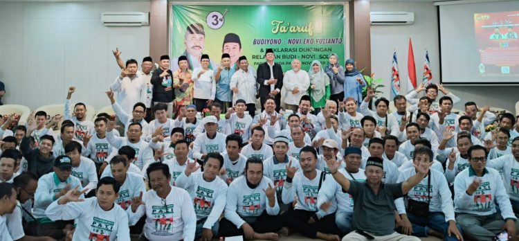 Komitmen 50 Ribu Suara! Yayasan Ya Ummi Fatimah Pati Kawal Paslon Budi – Novi