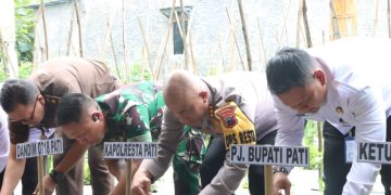 Zoom Meeting Launching Gugus Tugas Polri Serentak