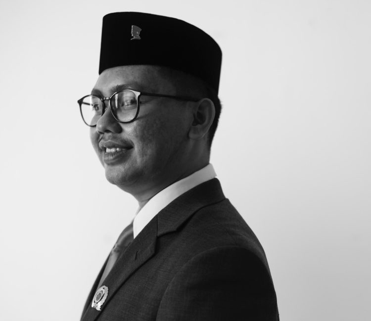 Yoga Mendorong Masyarakat Berkontribusi Aktif