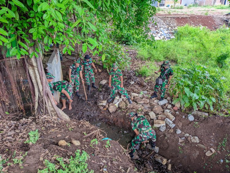 Rehabilitasi Sendang Bulung adalah Upaya Sinergi TNI dan Masyarakat