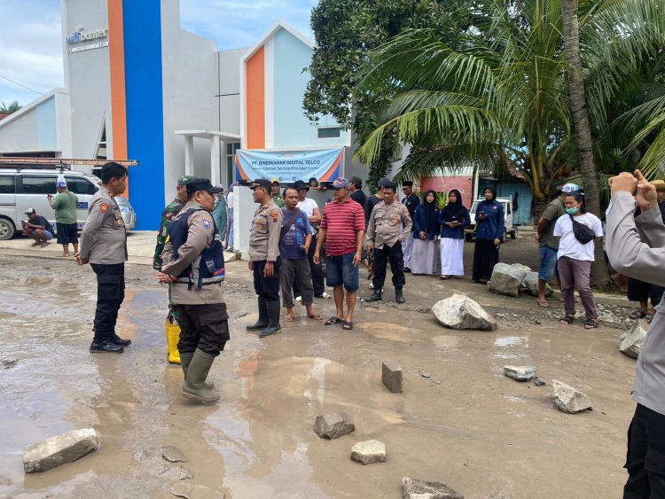 Polisi Bubarkan Unjuk Rasa Spontan, Warga Protes Jalan Rusak di Dukuhseti