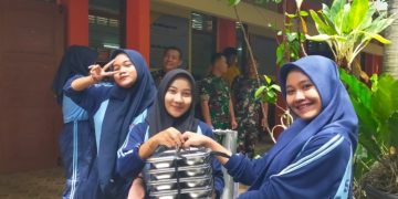 Menu Lengkap dan Bergizi, Ribuan Pelajar di Pati Nikmati Program MBG