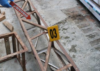 Gara – Gara Pasang Tenda Hajatan, Dua Pekerja Tewas Tersengat Listrik