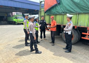 Satlantas Polresta Pati Ingatkan Karyawan PT. Garuda Food Pentingnya Keselamatan Berkendara