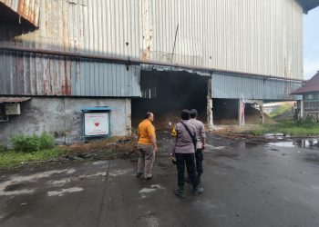 Api Melalap Gudang Ampas, Kini Kerugian Capai 2 Juta