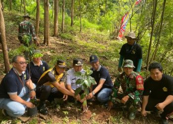 Gerakan “Rabu Menanam” di Pegunungan Kendeng