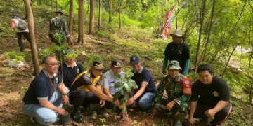 Gerakan “Rabu Menanam” di Pegunungan Kendeng