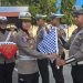 Tingkatkan Ketertiban Lalu Lintas, Satlantas Polres Rembang Serahkan Bendera Gatur