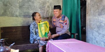 Polsek Tayu Berbagi Berkah Ramadhan, Puluhan Warga Terima Sembako