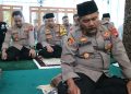 Gelar Sholat Berjamaah, Kapolresta Pati dan Masyarakat Menjalin Silaturahmi
