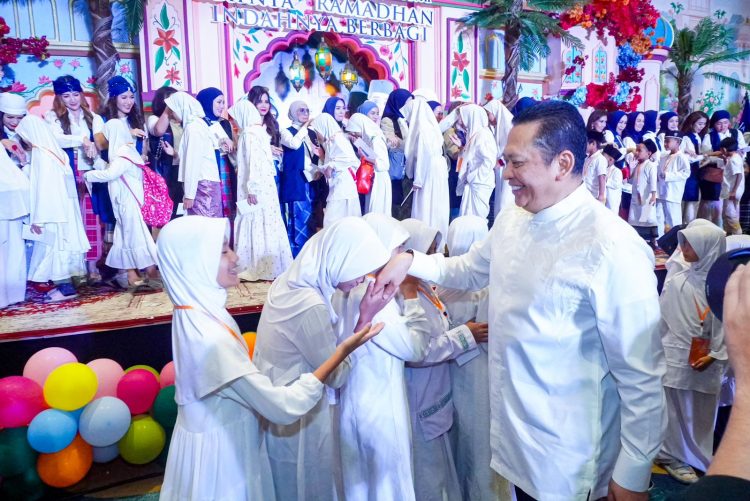 15 Tahun Konsisten, JWL Hadir Bagi Anak Yatim