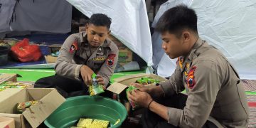 Banjir Terjang Grobogan, Brimob Polda Jateng Dirikan Dapur Lapangan