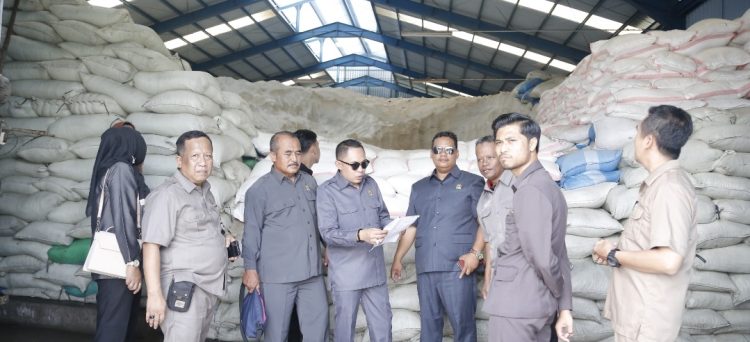Komisi B DPRD Pati Sidak Gudang Garam Nasional, Pastikan Stok dan Distribusi Aman