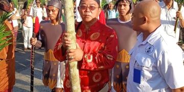 Catat Rekor LEPRID, Perayaan Minggu Palma Berkebaya Nusantara