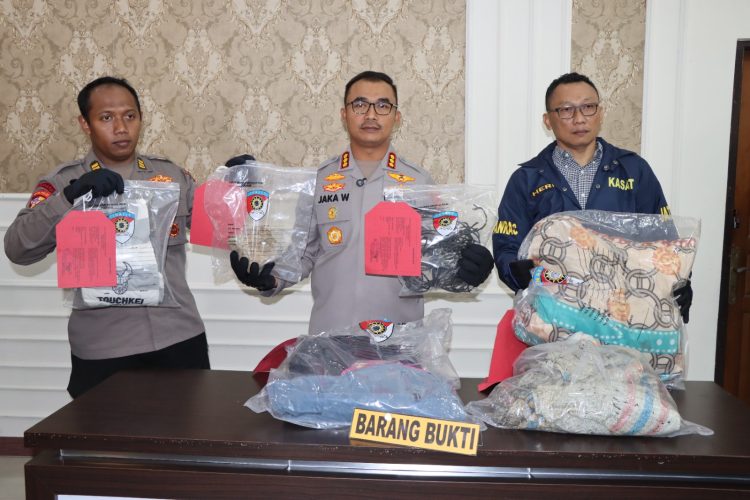 Nafsu Gelap, AW Dijerat Pasal Pembunuhan Berencana