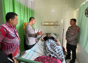 Polresta Pati Serahkan Bantuan ke Korban Kerusuhan di RSUD Soewondo