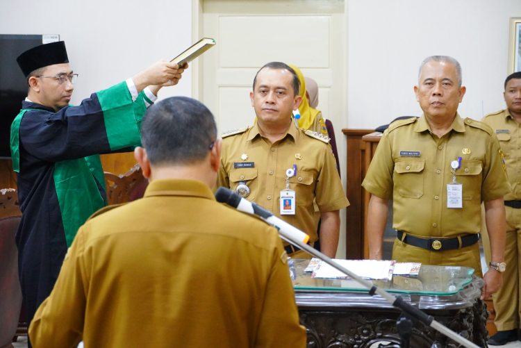 Peningkatan Layanan Masyarakat, Bupati Sudewo Lantik Dua Pejabat Baru