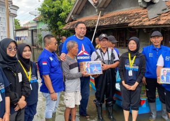 Demokrat Turun ke Juwana, Ratusan Sembako Disalurkan Door to Door