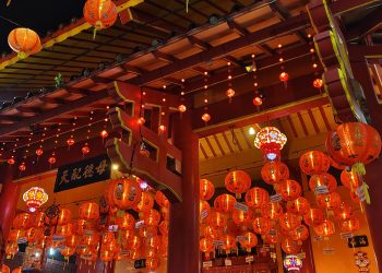 Dangdut dan Lampion Merah Satukan Warga, Imlek Pati 2026 Jadi Pesta Rakyat Terbuka