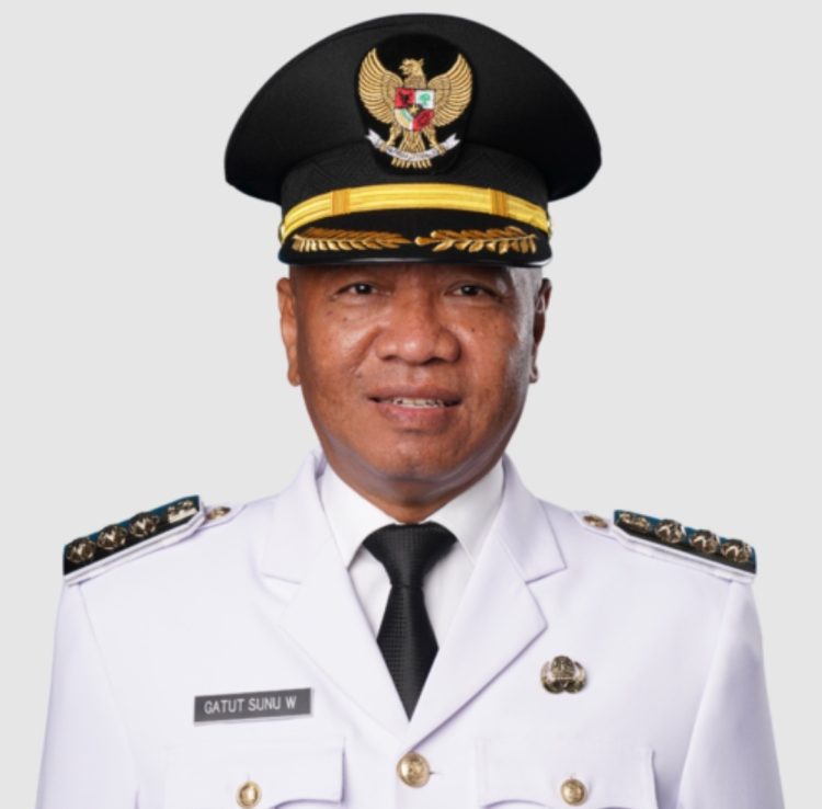 16 Orang Diboyong KPK, Ada Apa?