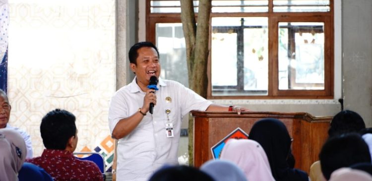 DPRD Pati Desak Ombudsman Jateng Turun! Dugaan Pungli Rp300 Ribu di SMPN 1 Tayu Bikin Resah