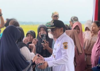 Pasar Murah TMMD Pati, Warga Rela Antre